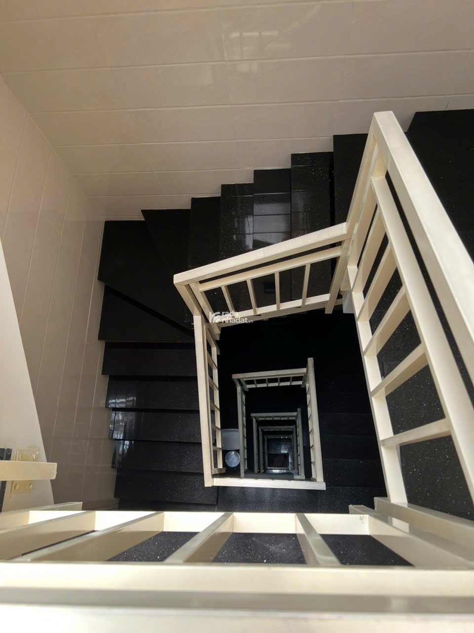 BÁN NHÀ 102m2 HXH Điện Biên Phủ Q3 - 16 tỷ 