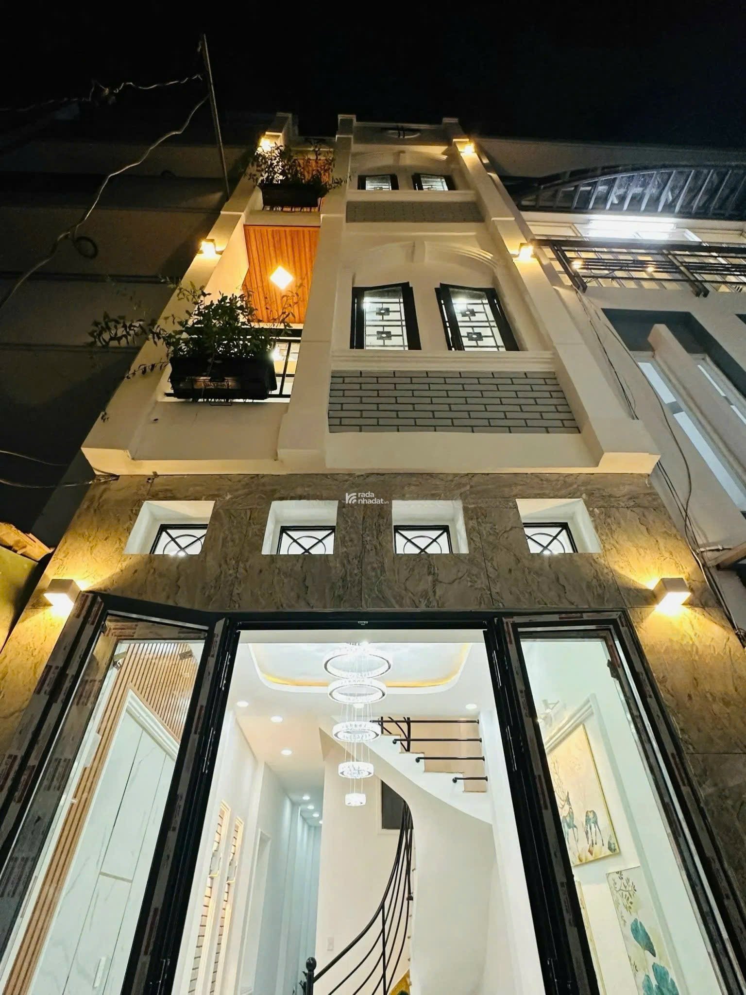 BÁN NHÀ XOAY VỐN 59,7m2 giá 3,550 tỷ Đường Nguyễn Xí P.26 Quận Bình Thạnh Tphcm