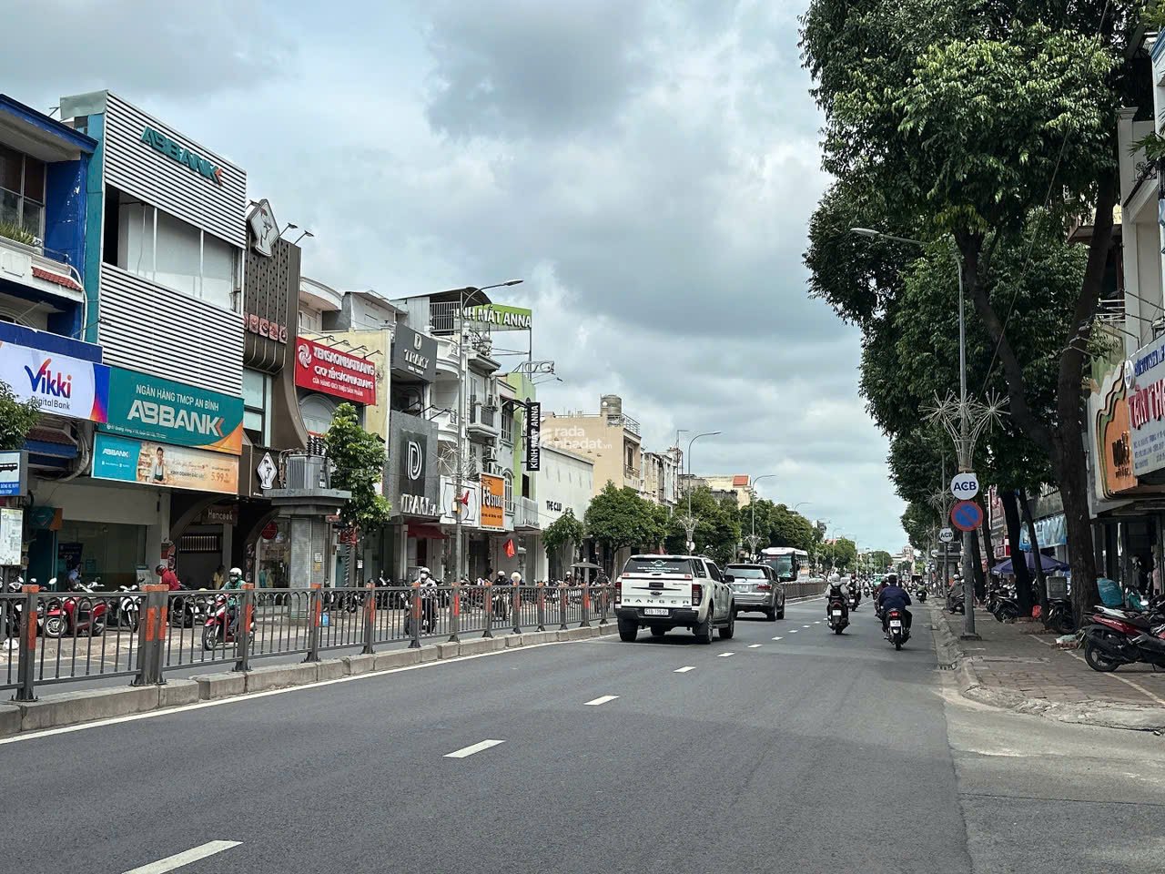 HIẾM chỉ 9.5 tỷ có nhà 3 lầu HXH Quang Trung làm CTY 64m2 ngang 4m ngay CHUỒNG CÚN.