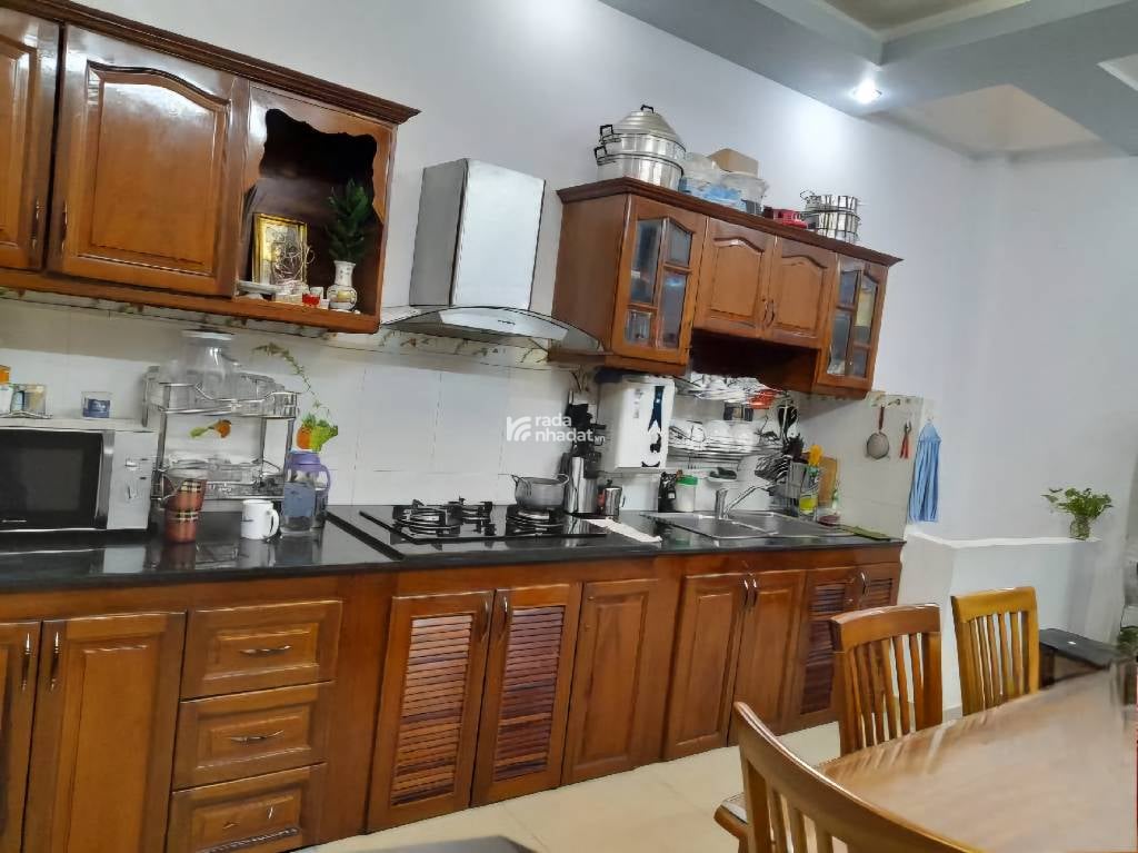 Nằm ngay mặt tiền đường vành đai Đầm Sen sạch đẹp