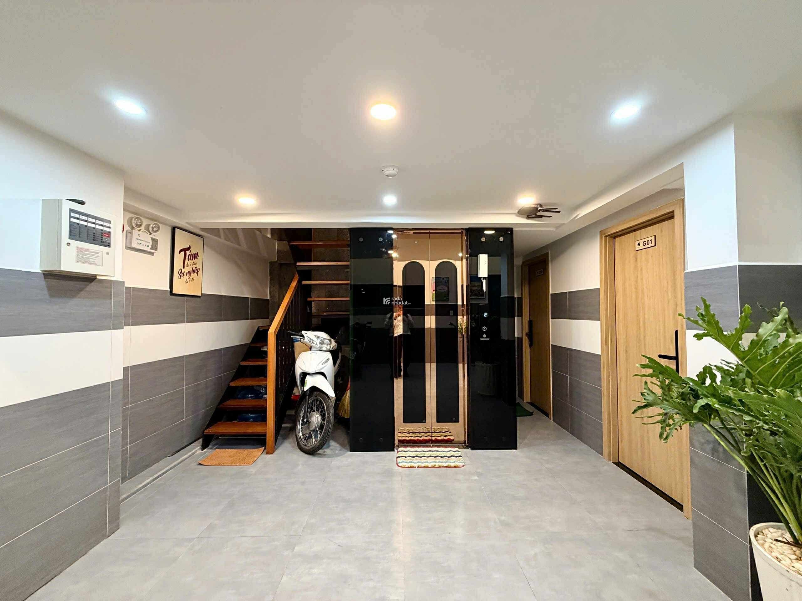 CHDV HẠNG SANG 2 MẶT TIỀN TÔN THẤT TÙNG Q1 - DÒNG TIỀN 1.2 TỶ/NĂM