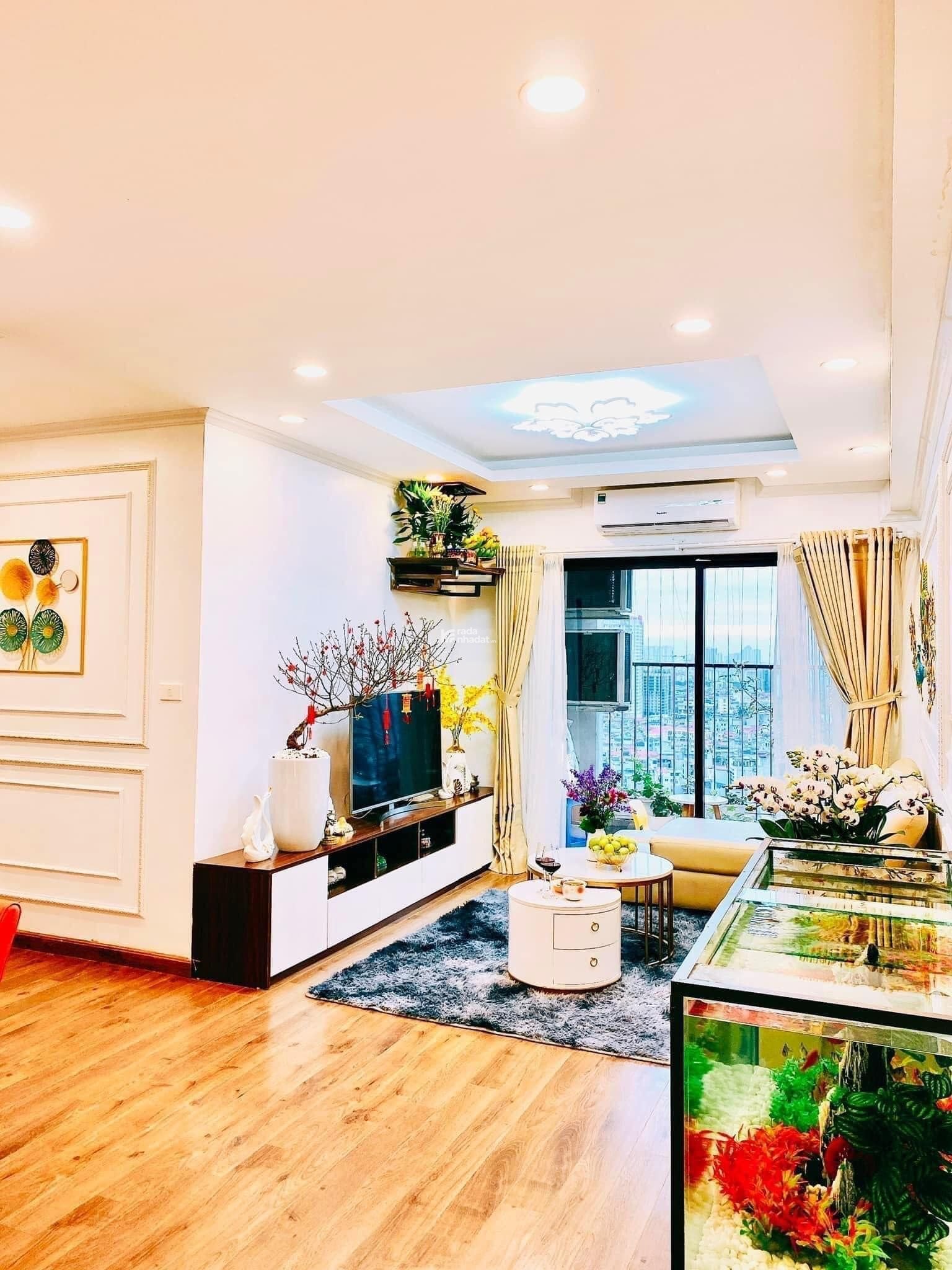 Chính chủ cần bán gấp căn hộ chung cư Mandarin, 99 Tân Mai, Hoàng Mai 80m2 2PN full đồ 6.3 tỷ