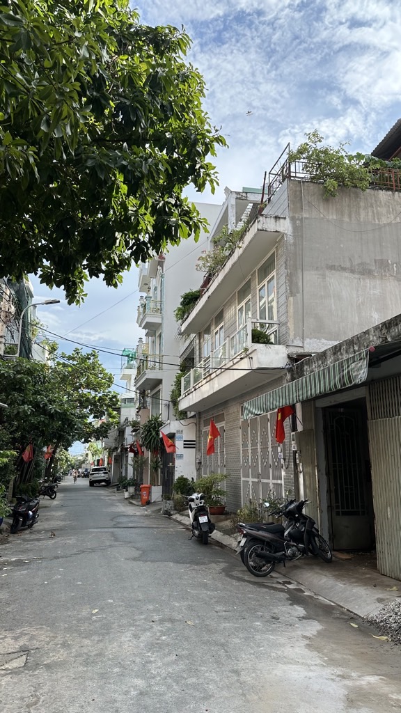 HẺM NHƯ MẶT TIỀN - FULL NỘI THẤT - 5 TẦNG BTCT - NGANG HƠN 5M