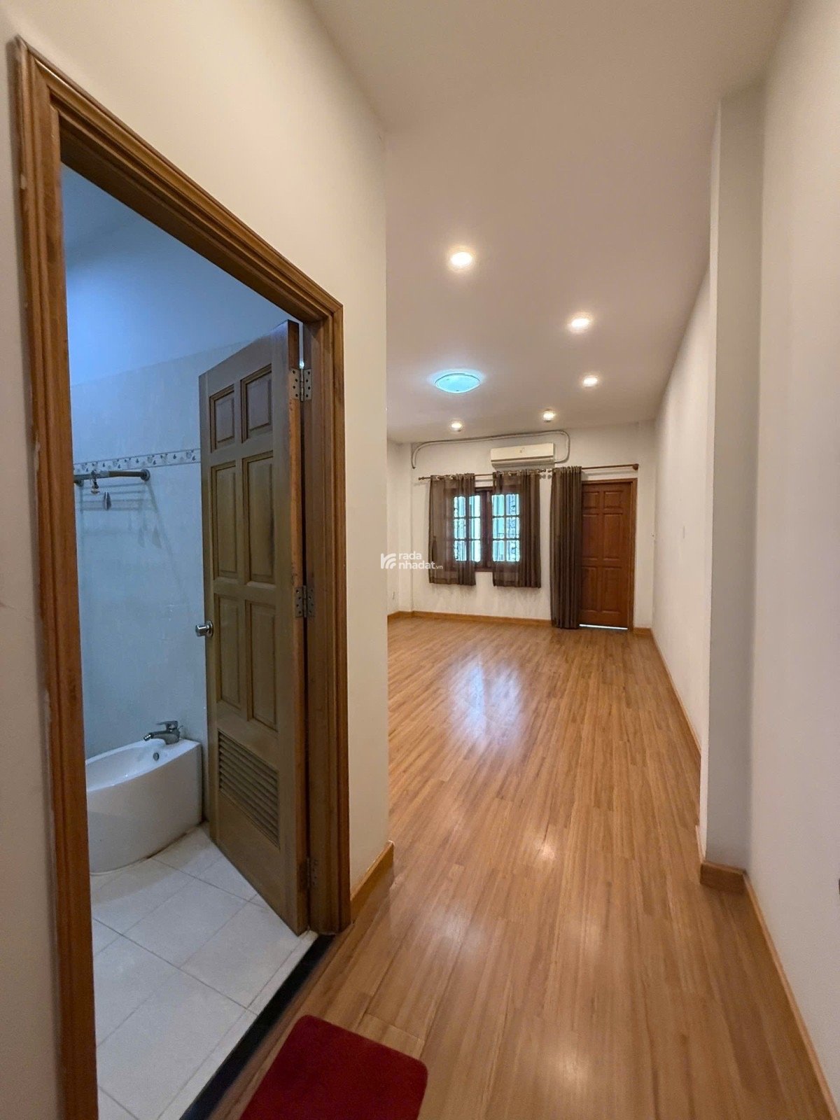 BÁN GẤP NHÀ HẺM XH - LÊ BÌNH - TÂN BÌNH - DT:50M2 ( 4,2  12 ) 4 TẦNG NỘI THẤT GỖ - NHỈNH 9 TỶ