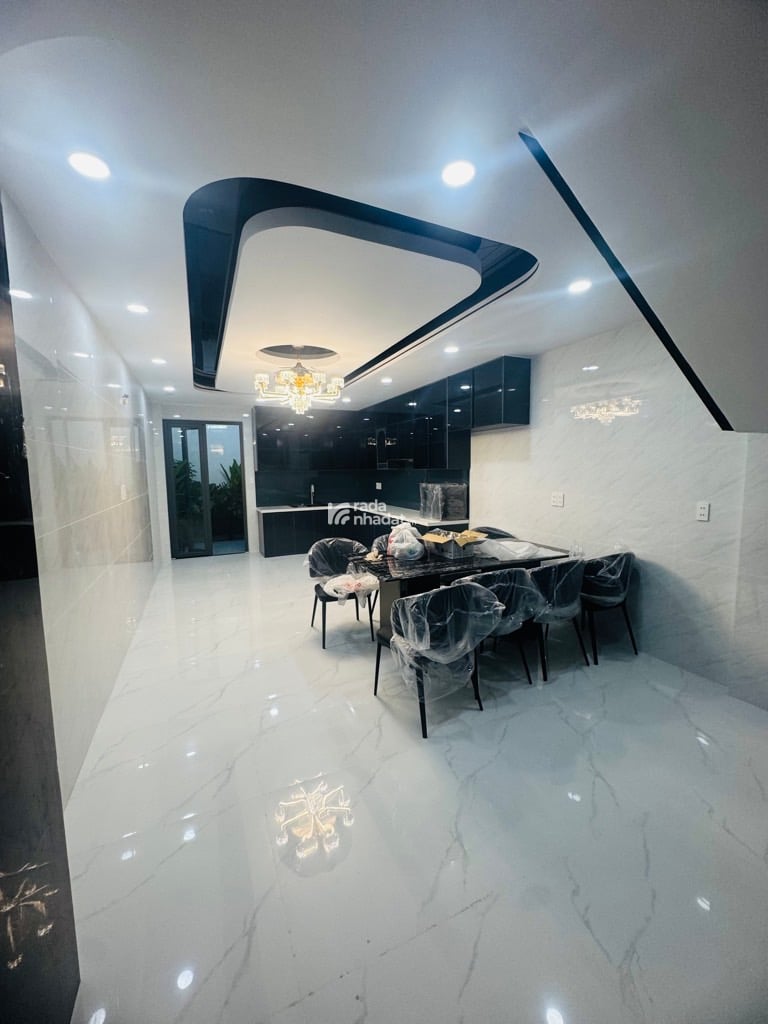 BÌNH TÂN - NHÀ MỚI ĐẸP 5 TẦNG THANG MÁY - 4x 21M - NHIK 9T