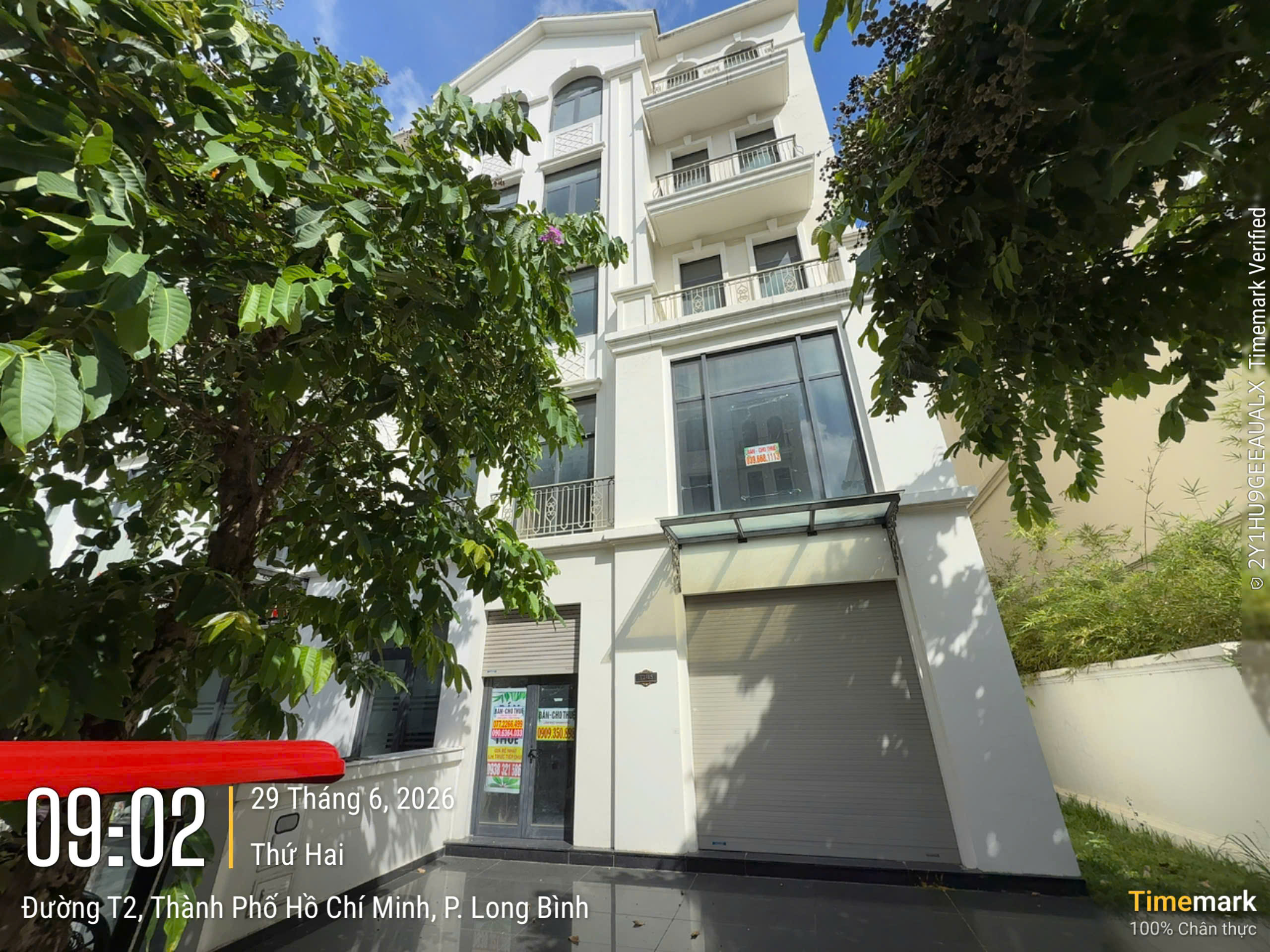 Bán nhà phố 162m2 xẻ khe tại Vinhomes Grand Park giá bán chỉ 25.8 tỷ 