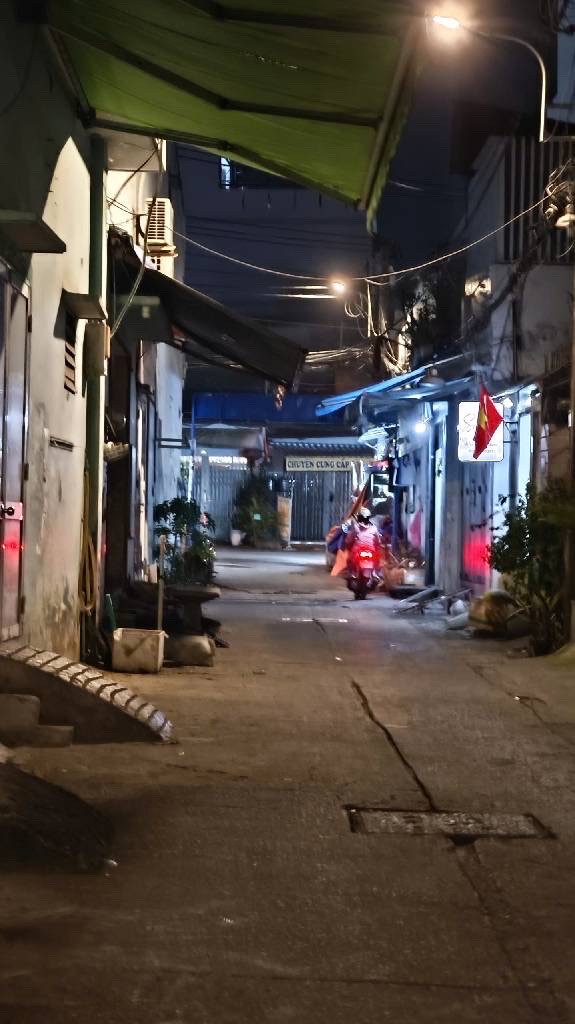 BÁN NHÀ ĐẸP - VỊ TRÍ ĐẮC ĐỊA **Địa chỉ:Thoại Ngọc Hầu,