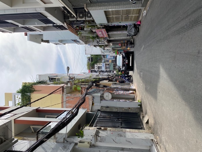 BÁN TOÀ NHÀ 7 TẦNG NGAY NGUYỄN TRÃI  NGUYỄN VĂN CỪ - 225M2 12x19 GIÁ CHỈ 6x TỶ 