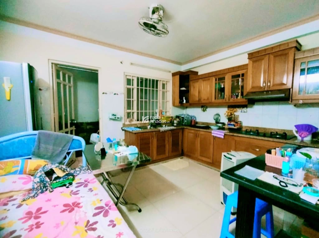 sát Bắc Hải, Thành Thái,Tô Hiến Thành,Cách Mạng Tháng 8...giáp quận 10,quận 3