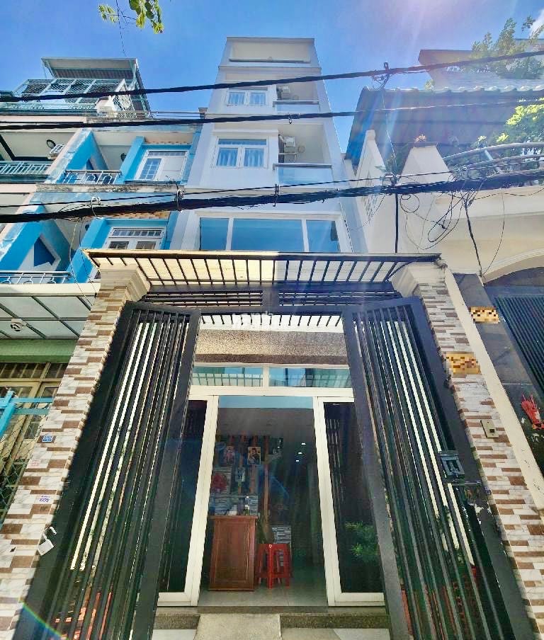 Chủ nhà cắt lỗ 200tr bán 3tỷ150tr 38m2 NGUYỄN VĂN NGHI P7 GÒ VẤP, Sổ hồng riêng 
