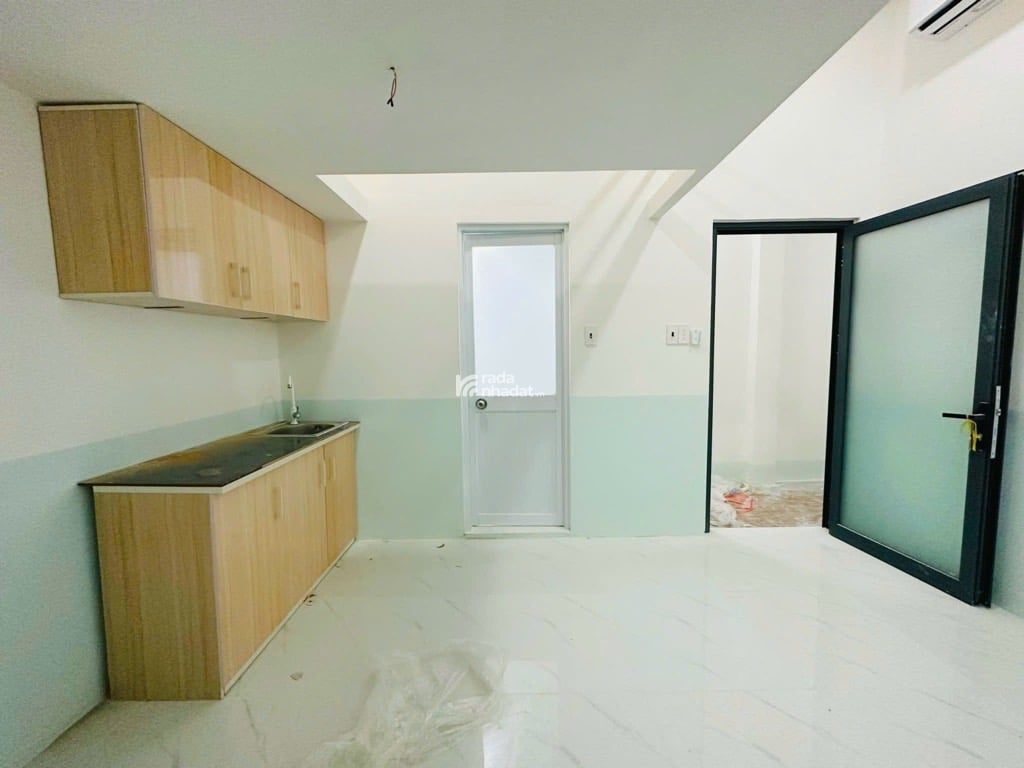 BÁN CĂN HỘ DỊCH VỤ KẾ ÂU CƠ TÂN PHÚ 110M2 11.X TỶ 4.5X25M THU 50 TRIỆU 