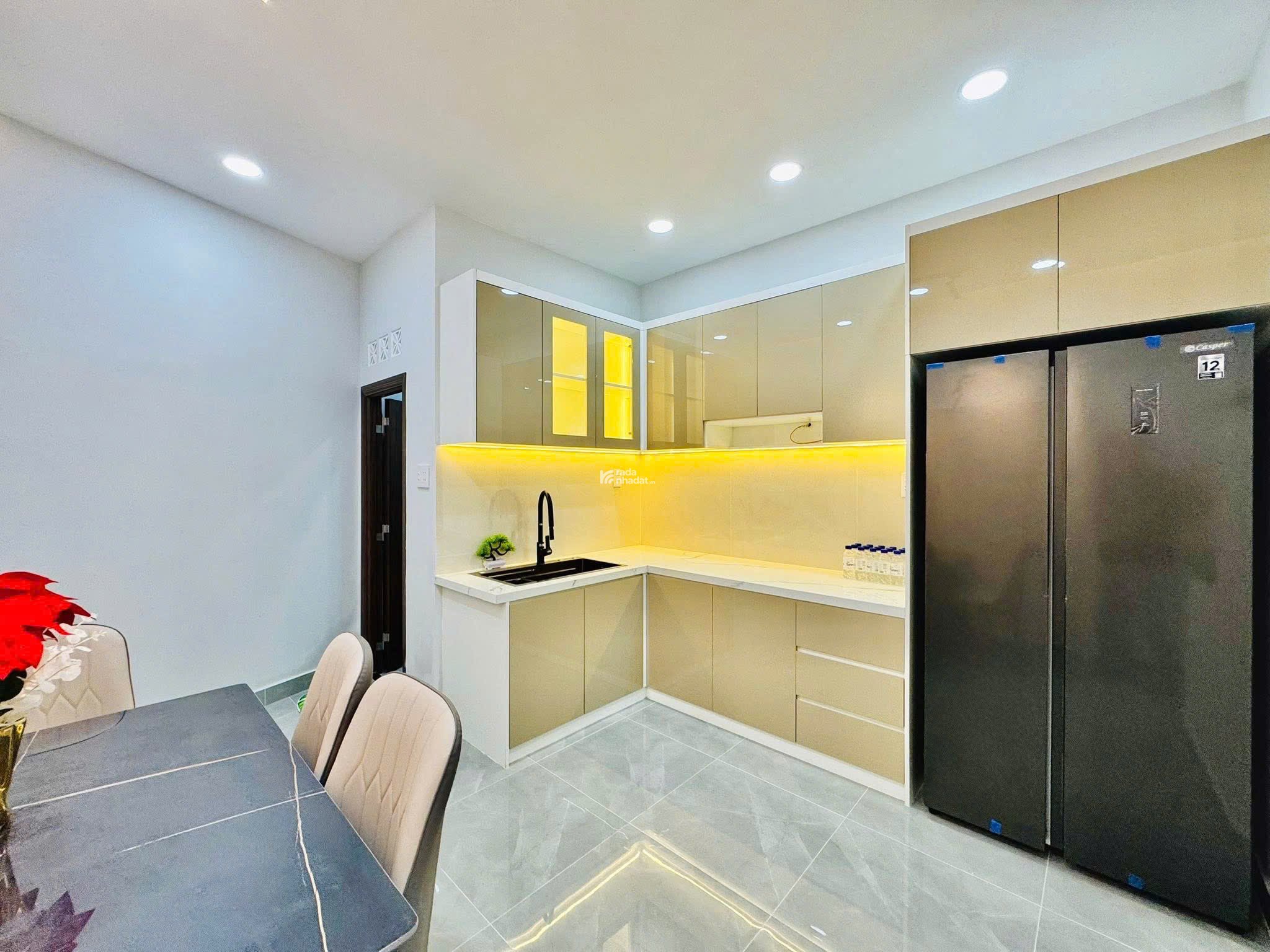 Căn nhà mới siêu đẹp gần sân bay - Đ. Nguyễn Văn Công, Gò Vấp. DT: 65m2 / 3 Tỷ 110 tr. SHR