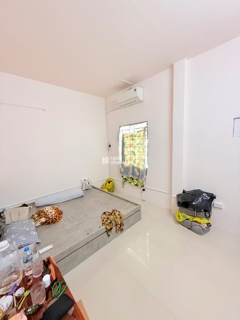 HẺM XE HƠI SÁT NHÀ, LẠC LONG QUÂN, TÂN BÌNH, 56M2 TIỆN XÂY. GIẢM 350TR CHỈ CÒN 4.9T TL 