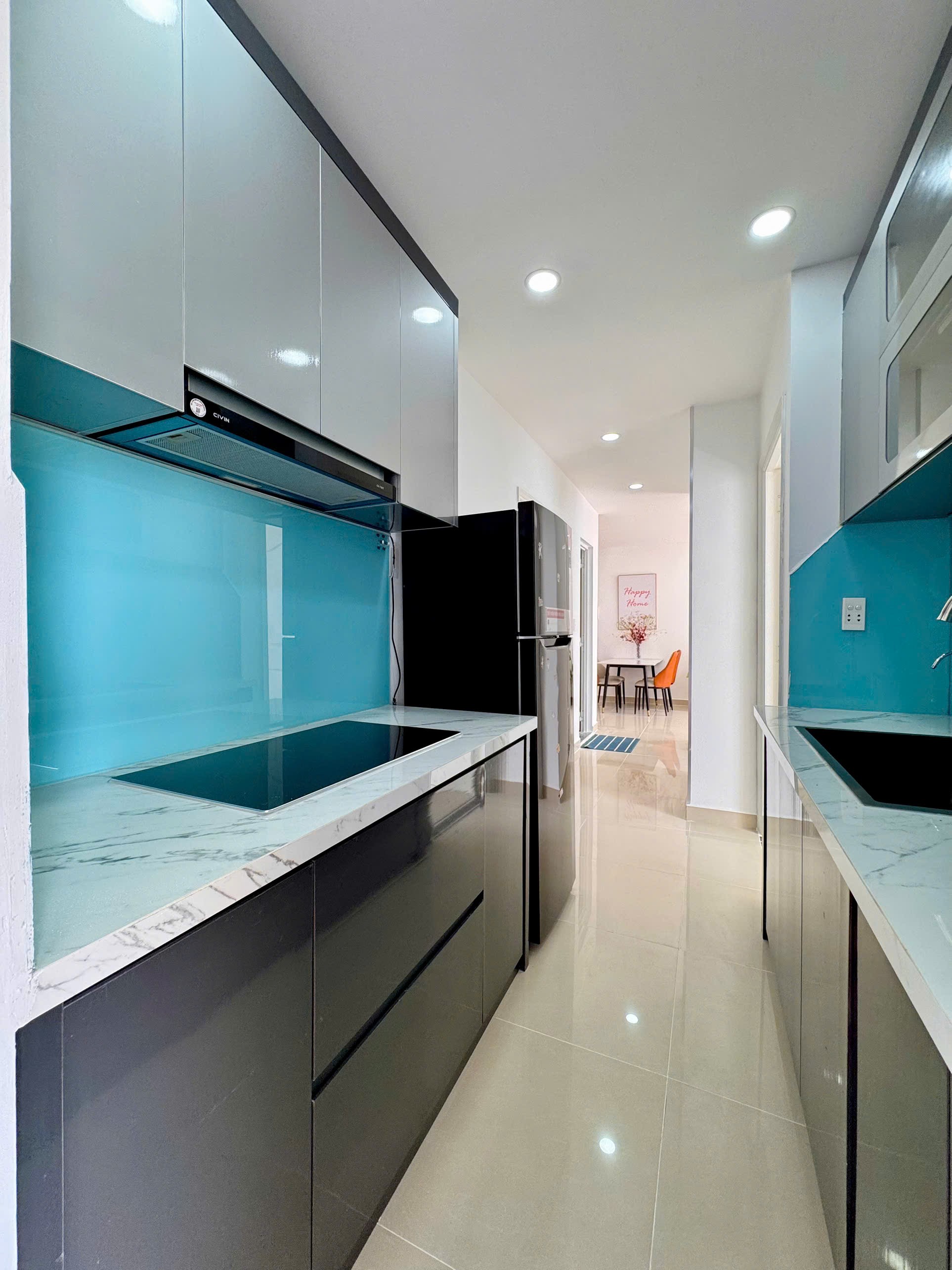 Bán nhanh căn hộ Sky garden 3 , PMH, Q7, Dt 71m2, tk 3PN nhà mới đẹp, giá chỉ 6,7 tỷ
