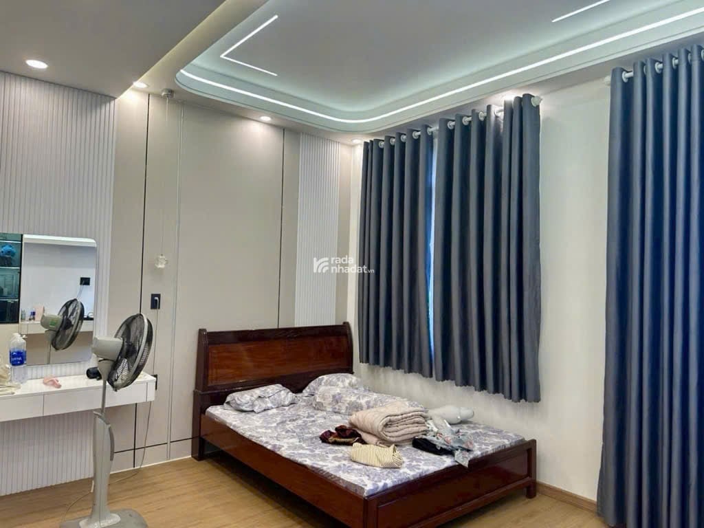 Nhà 4 tầng  khu phân lô Lê Thị Hồng  P17  Gò Vấp  Đường nhưa 8m thông  5.1x20m  Giá 19 Tỷ