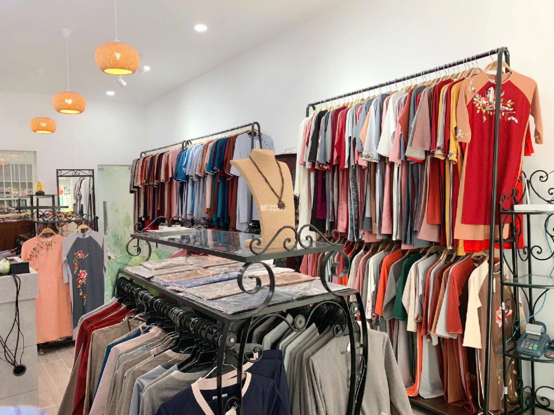 Bán Gấp Căn Hộ Tầng Trệt Cư Xá 2 Tầng Đối Diện Chùa Vĩnh Nghiêm, Q3, Giá 5.35 Tỷ