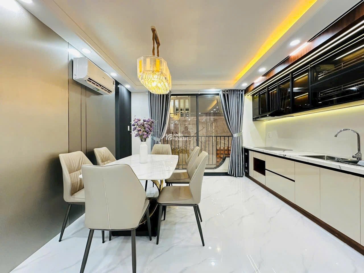 Bán nhà 66m2 đường Lê Văn Việt, Q9 xây 4 tầng gần cầu Bến Nọc hẻm 6m cho thuê 11tr/th