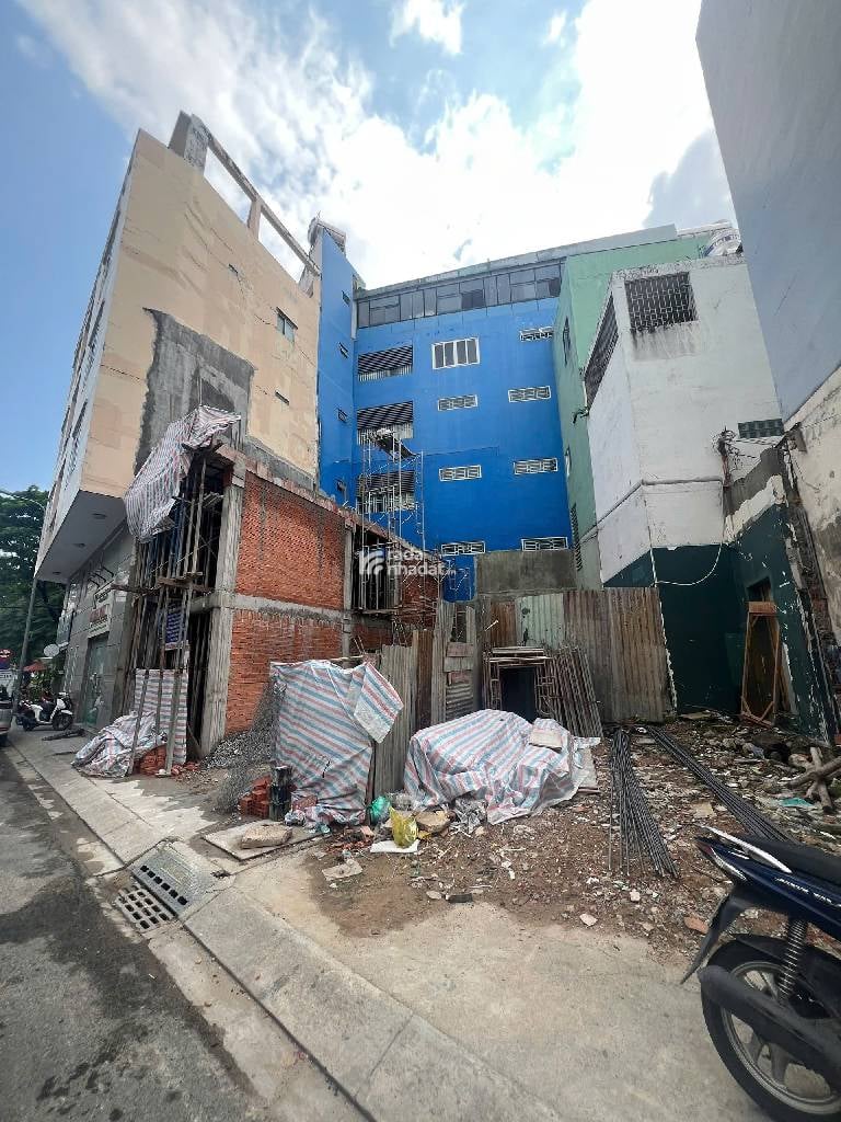 NGAY SÂN BAY, MTKD ĐẶNG VĂN SÂM, TÂN BÌNH, 6M NGANG ĐẤT TIỆN XÂY. GIẢM 350TR CHỈ 12.3T 