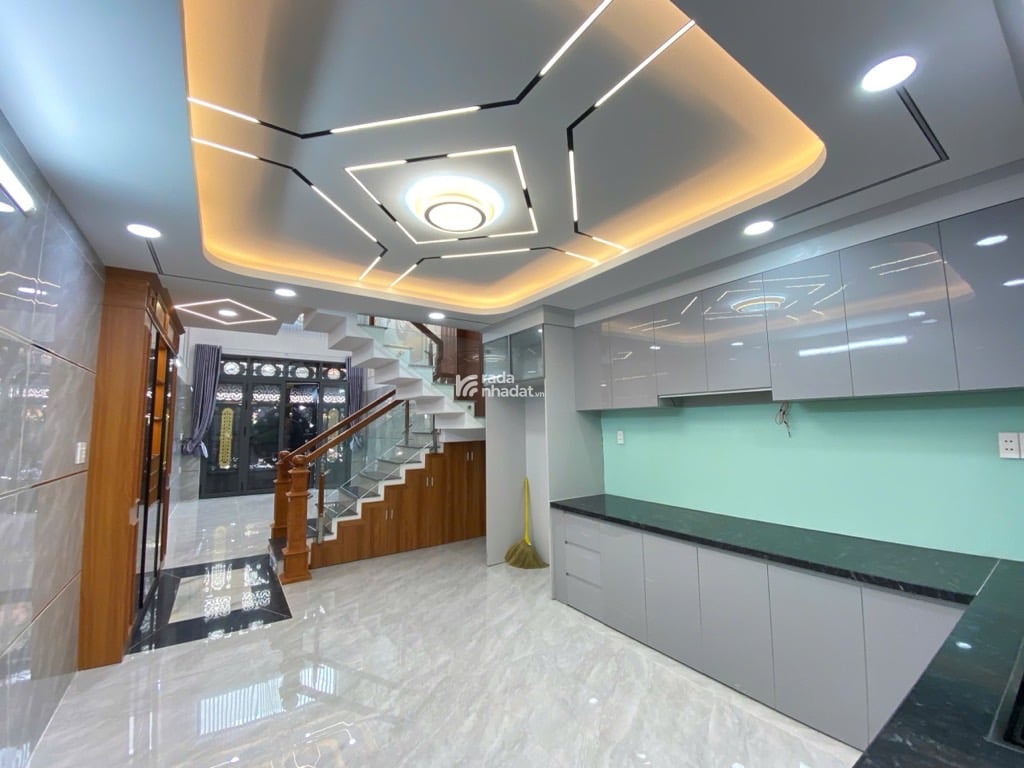 5 TẦNG NGAY CHỢ GÒ XOÀI P.BÌNH HƯNG HÒA A, Q.BÌNH TÂN DT: 4*13M- 7 TỶ 8