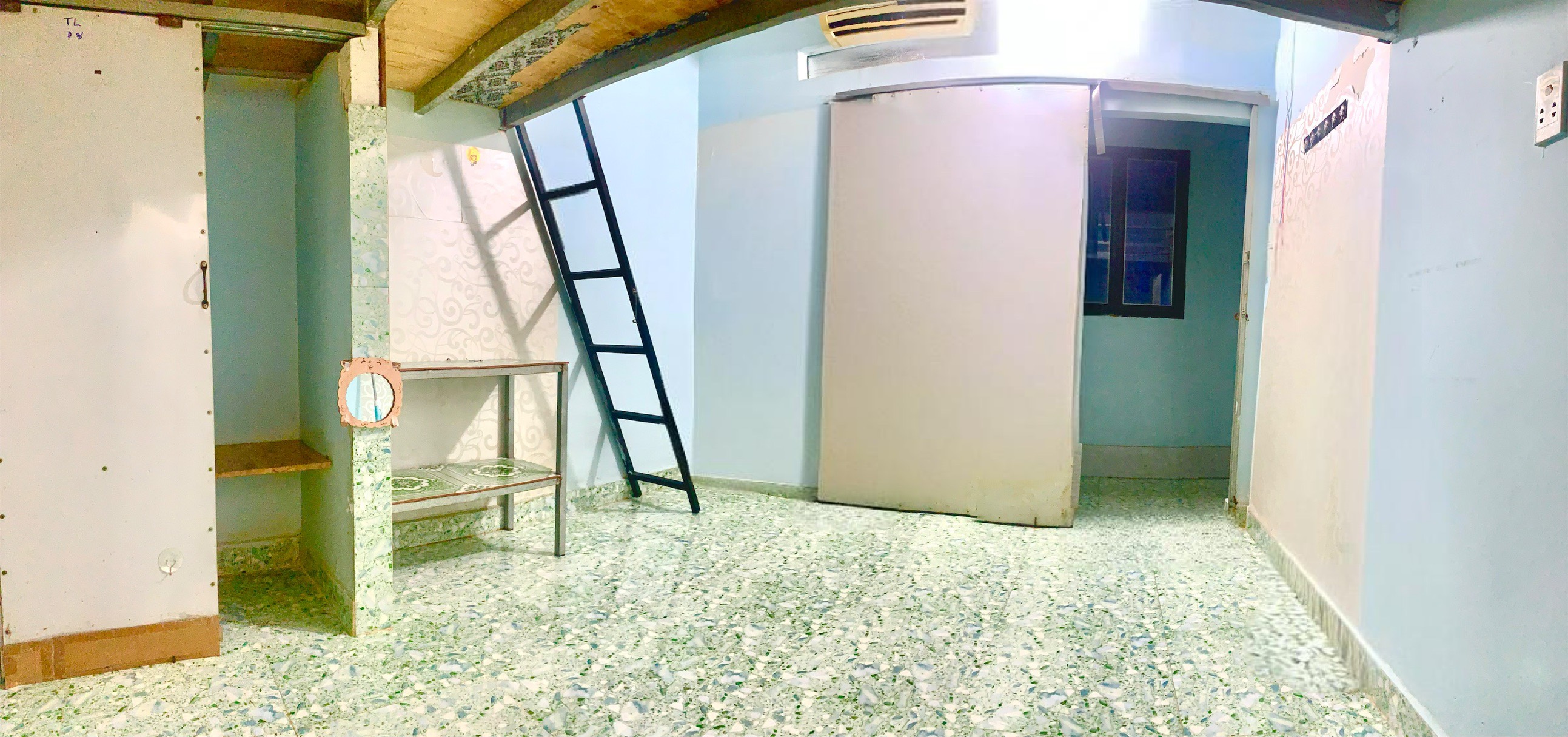 Phòng cho thuê gần q10, Tân Bình có WC riêng bên trong phòng