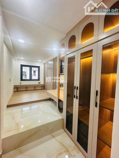 BÁN NHÀ 2 MẶT TIỀN đường Hoà Hưng Quận 10