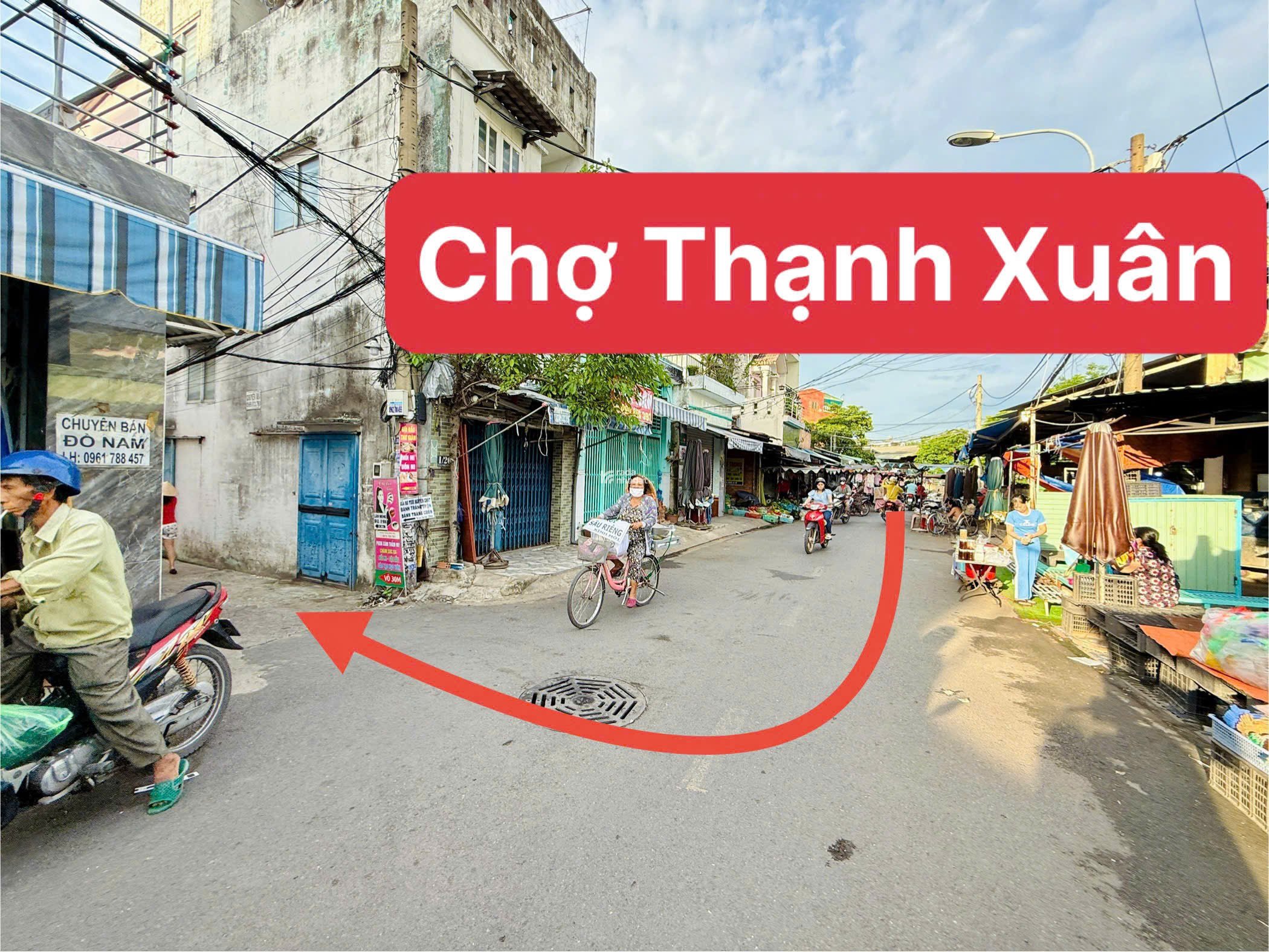 BÁN NHÀ NGAY TRONG CHỢ THẠNH XUÂN 21- GIÁ TỐT 4.X TỶ - ĐƯỜNG TRƯỚC NHÀ 6M