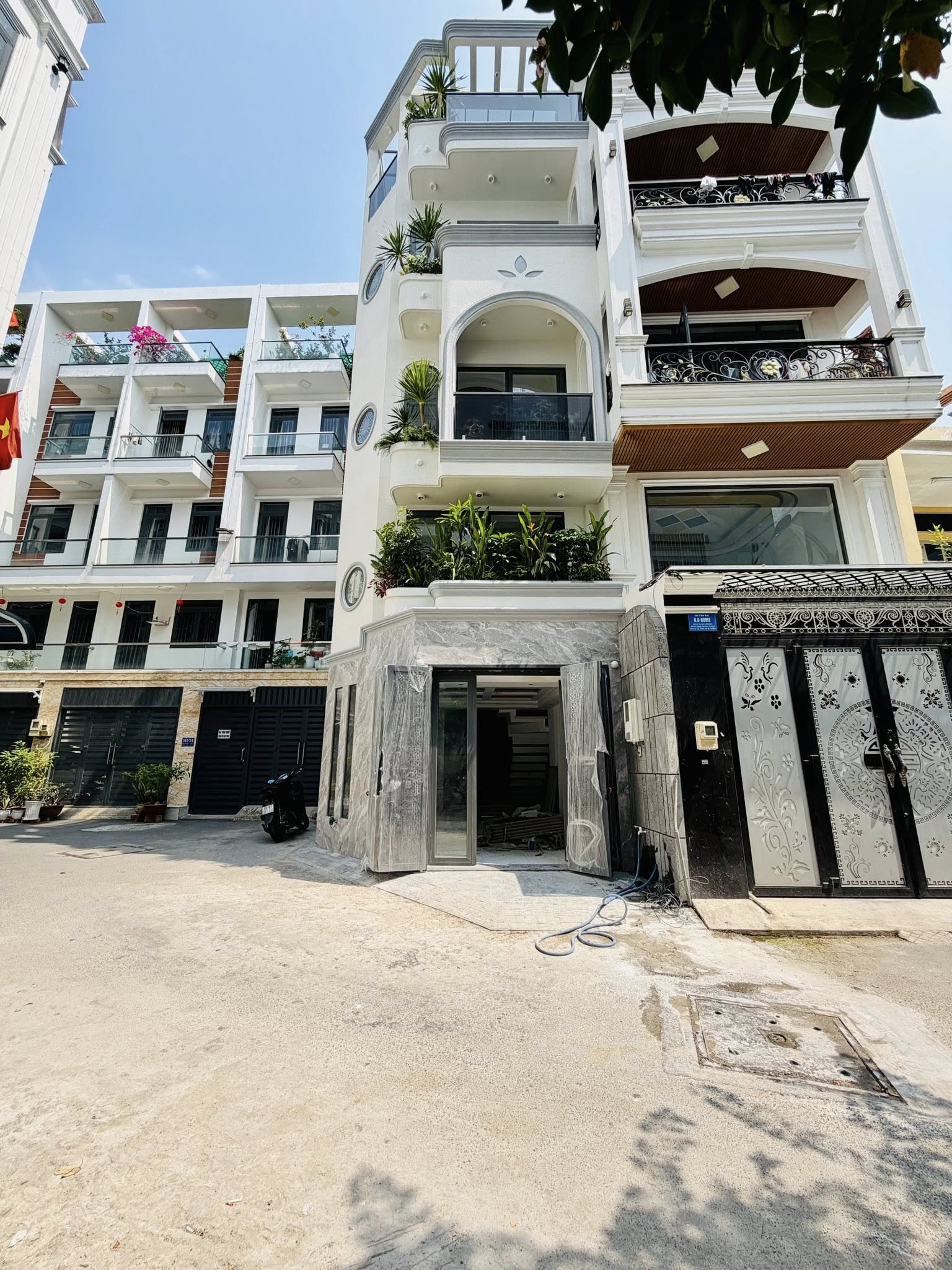 HẺM XE HƠI BUSINESS HIỆP NGUYỄN THÁI SƠN, GÒ VẤP, MỚI XÂY CỰC ĐẸP. CHỈ CÒN 11.6T 