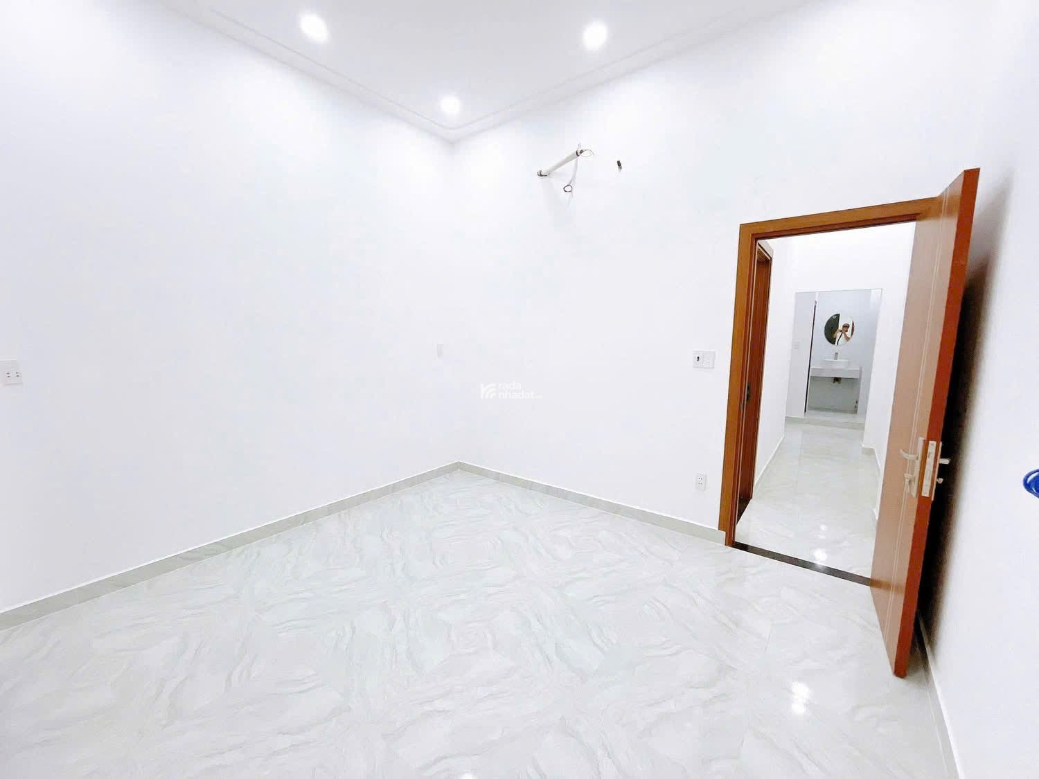 BÁN TOÀ NHÀ CHDV CAO CẤP 430TR/ THÁNG MẶT TIỀN TRẦN TẤN, P. TÂN SƠN NHÌ, Q. TÂN PHÚ