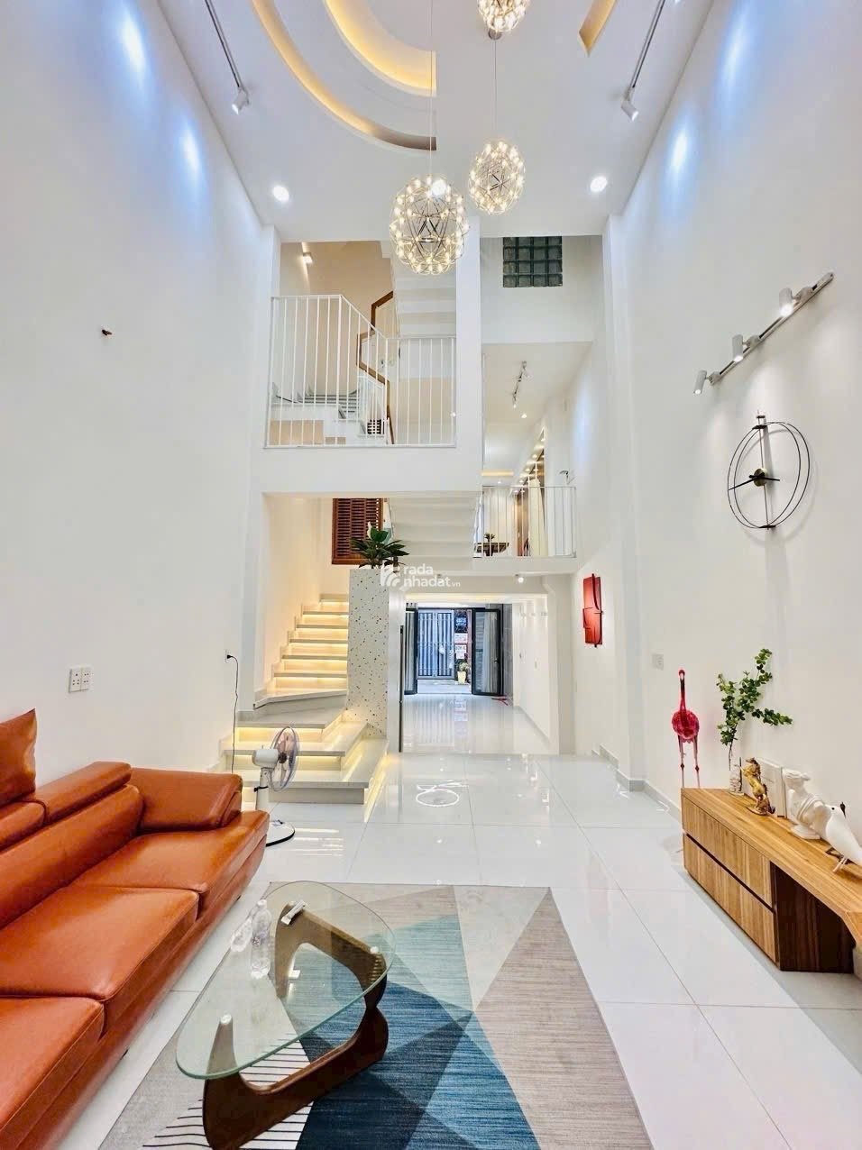 Cần bán siêu phẩm nhà cho thuê ngay chợ Bà Chiểu 18tr/tháng đường Trần Bình Trọng, P5, Bình Thạnh