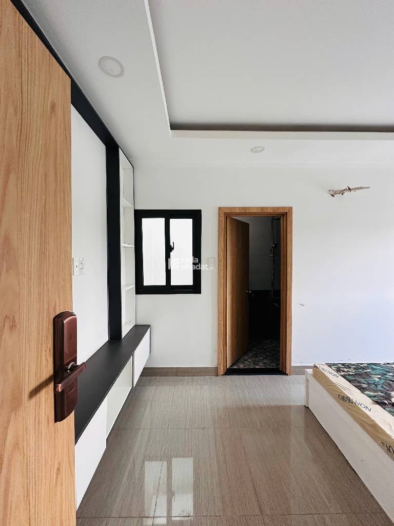 NHÀ 4 TẦNG - 62M2 - HẺM THÔNG Ô TÔ - ĐANG CHO THUÊ 20 TRIỆU/TH