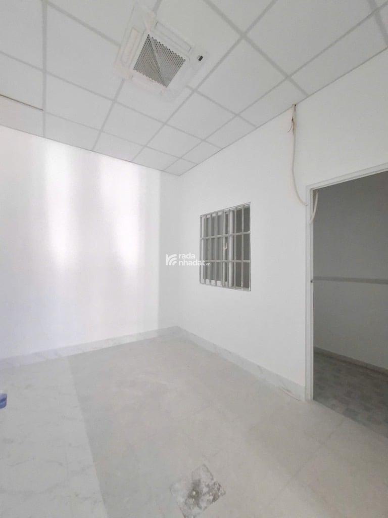 Bán nhà đường lê trọng tân tây thạnh