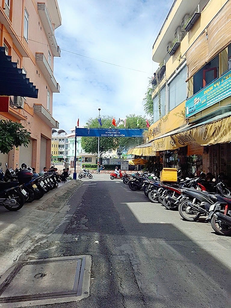 Bán nhà đường lê trọng tân tây thạnh