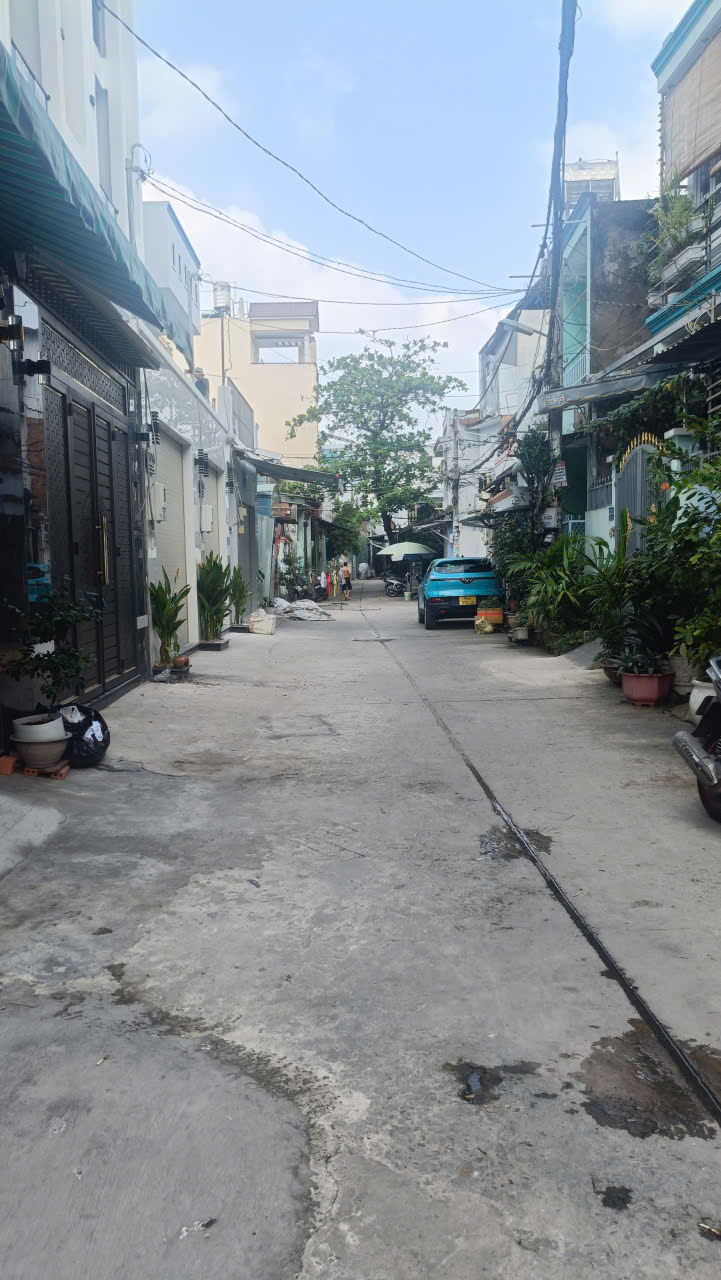 BÁN NHÀ TÂN HOÀ ĐÔNG,OTO VÀO NHÀ,THANG MÁY (4m x 18m x 5 TẦNG) 8,9 TỶ TL