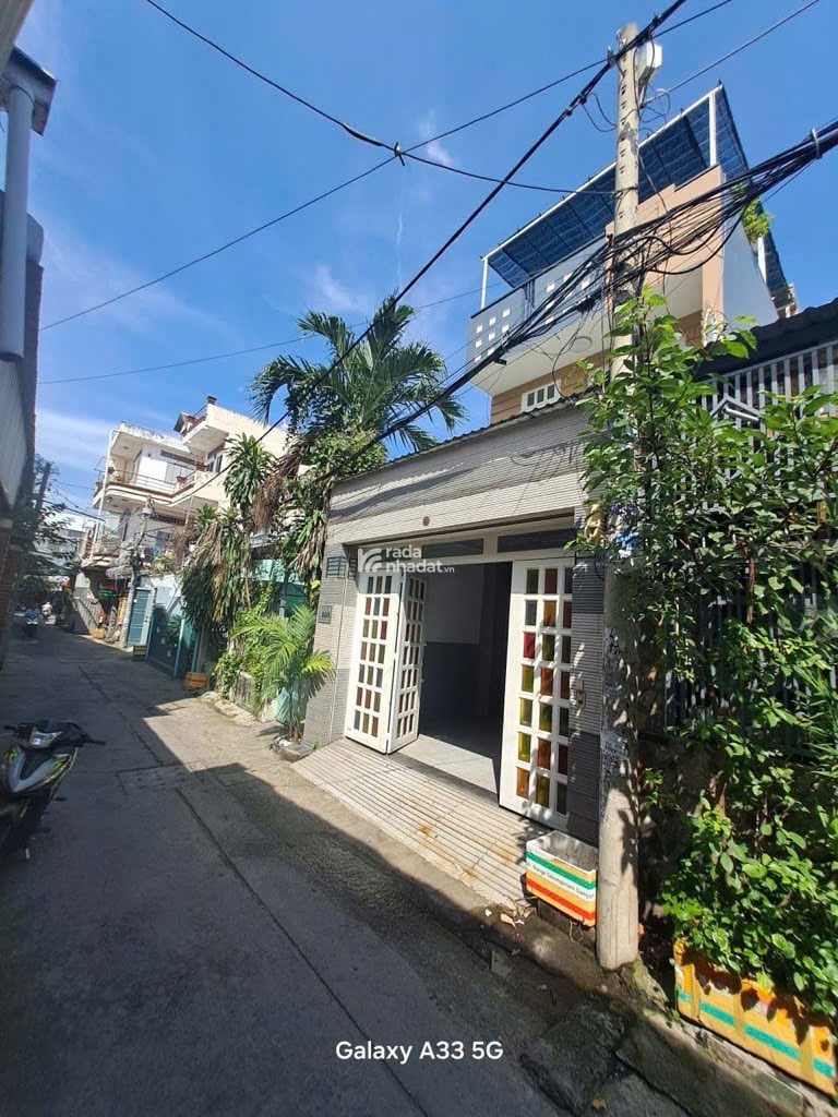 Nhà 3 tầng sát mặt tiền Đông Hưng Thuận 06 Quận 12 Hẻm 5m 4.5x23m full thổ Giá 8.88 Tỷ