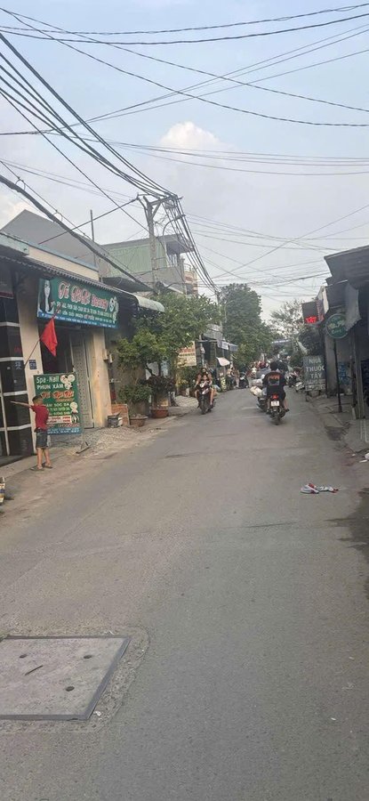 NHÀ GÓC 2 MẶT TIỀN , HẺM 5M THÔNG , GIÁ TỐT TÂN PHÚ CHỈ 2,58TỶ