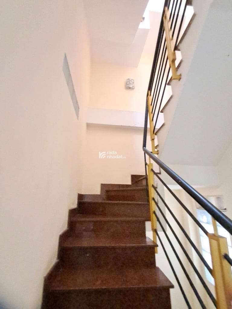 NGAY TRUNG TÂM QUẬN 1  NHÀ MỚI- 4 TẦNG BTCT - VÀO Ở NGAY