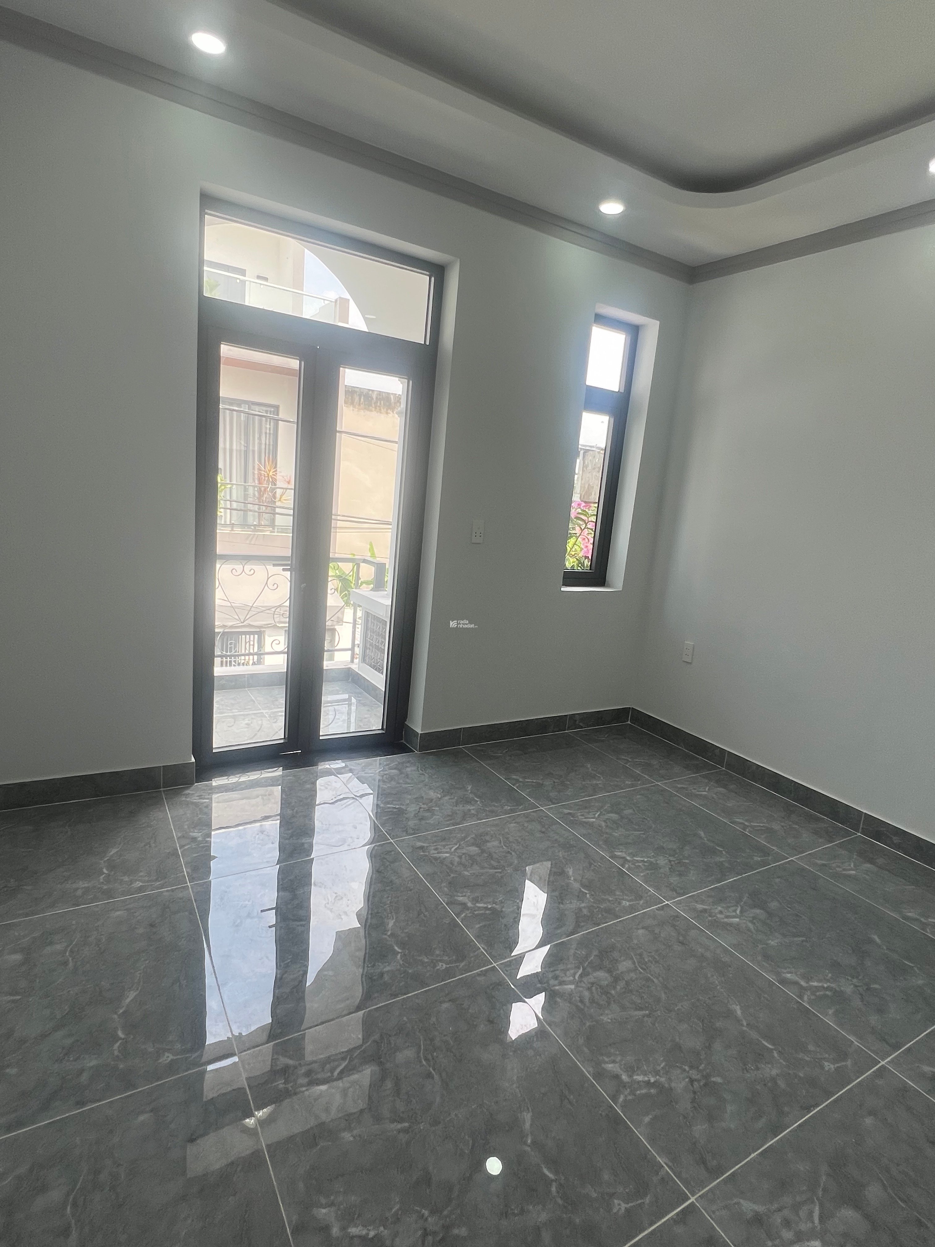 BÁN NHÀ 3 TẦNG MỚI XÂY, ĐẸP NHẤT KHU PHỐ, XE HƠI ĐỖ NGÀY ĐÊM!