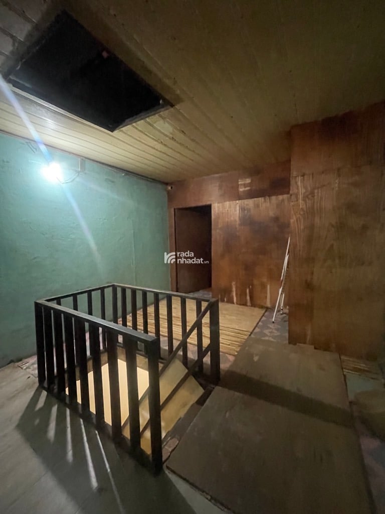 HẺM XE TẢI TRỊNH ĐÌNH TRỌNG - PHƯỜNG PHÚ TRUNG, TÂN PHÚ -DT: 3.5/3.75*24M (78/96M2)- 7 TỶ 75