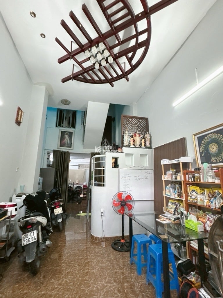 NHÀ 5 TẦNG - 47M2 - 6PN - ĐƯỜNG THÔNG Ô TÔ - GẦN CHỢ PHẠM VĂN HAI - 9 TỶ TL 