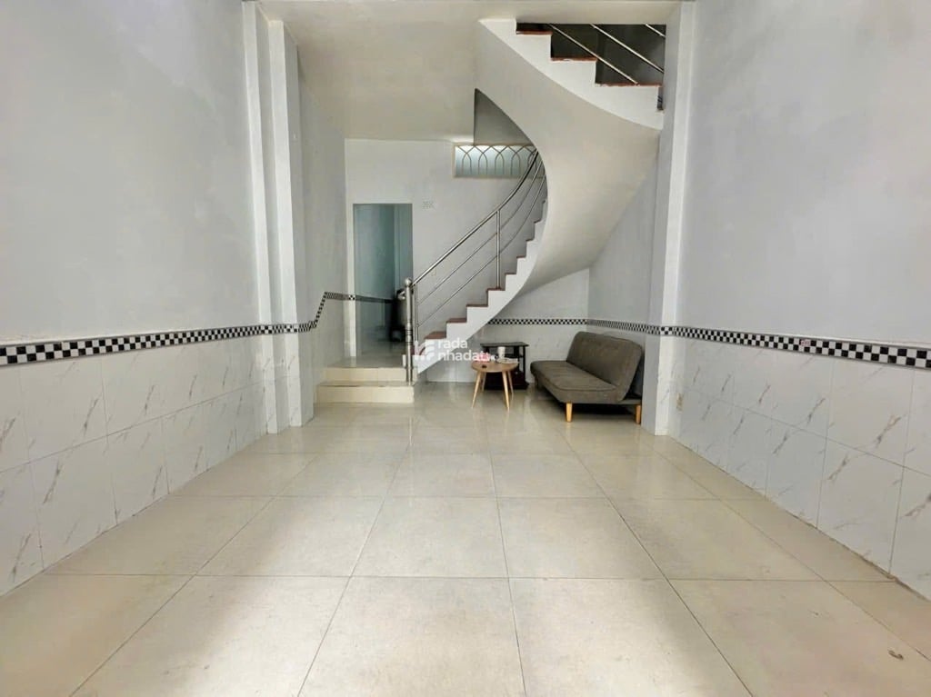 HẺM XE HƠI SÁT NHÀ NGUYỄN ĐÌNH CHIỂU, PHÚ NHUẬN, 35M2 CÓ KC Ở NGAY. CHỈ 5.2T TL