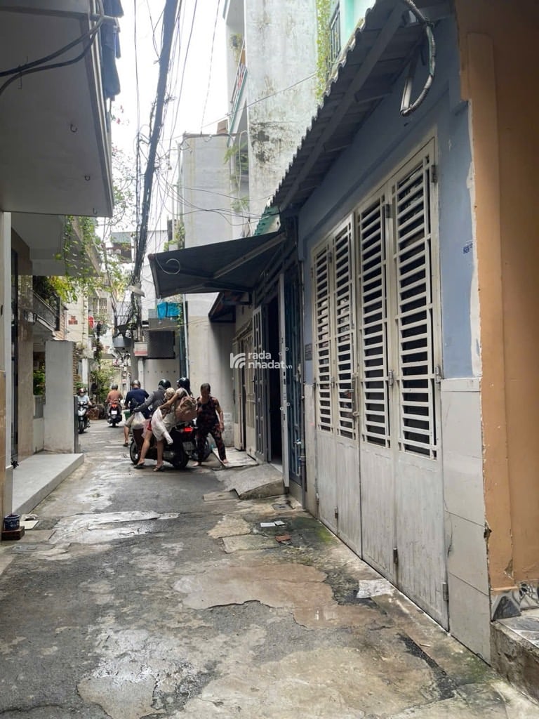 SÁT Q10 HẺM XE HƠI, NGHĨA PHÁT, TÂN BÌNH, 22M2 CÓ KC Ở NGAY. GIẢM 350TR CHỈ CÒN 2.88T TL 