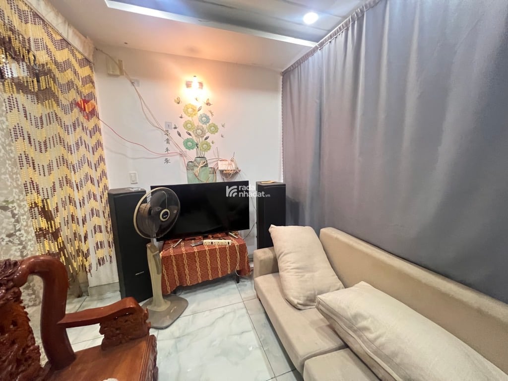 Bán nhà 4x21m, 5 tầng, ôtô ngủ trong nhà,full nội thất, Emart Phan Huy Ích Gò Vấp, 11.x tỷ