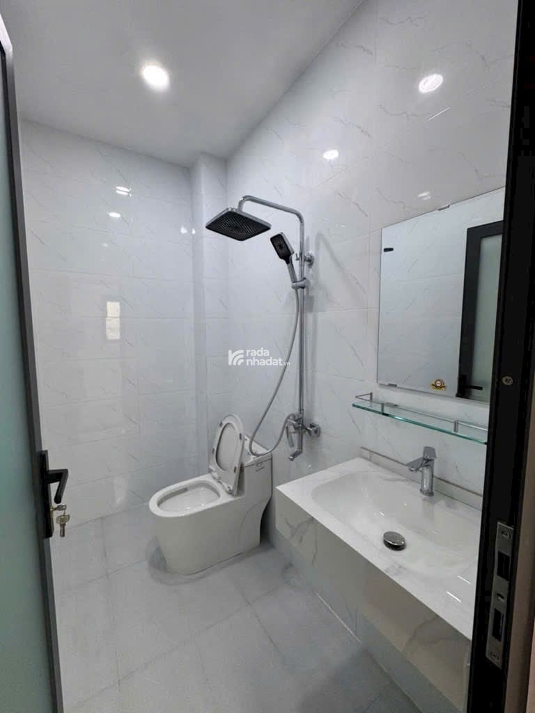 NHÀ MỚI CÒN THƠM MÙI SƠN 53M2 5,6TỶ TÂN PHÚ