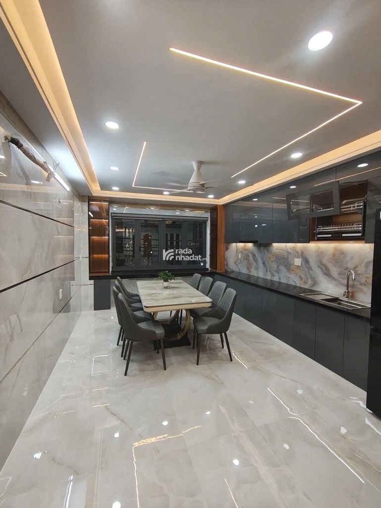 NHÀ MỚI ĐẸP - 5 TẦNG BTCT - THANG MÁY - GẦN SÁT MẶT TIỀN - THIÊT KẾ HIỆN ĐẠI - NỘI THẤT CAO CẤP.