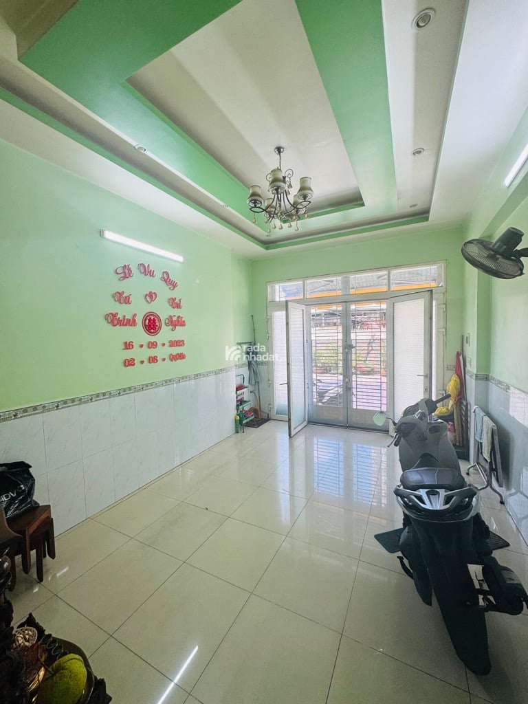 MẶT TIỀN PHÂN LÔ TÊN LỬA - GIÁP Q6 CÔNG VIÊN PHÚ LÂM - NHÀ ĐẸP 4 TẦNG TRẢ LÀ BÁN.