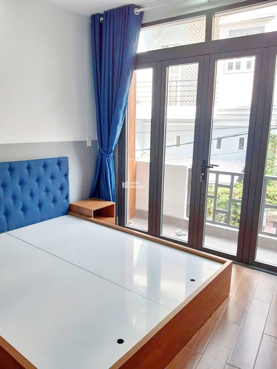 Bán CHDV 2 lầu gần mặt tiền đường Dương Bá Trạc P.2 Quận 8