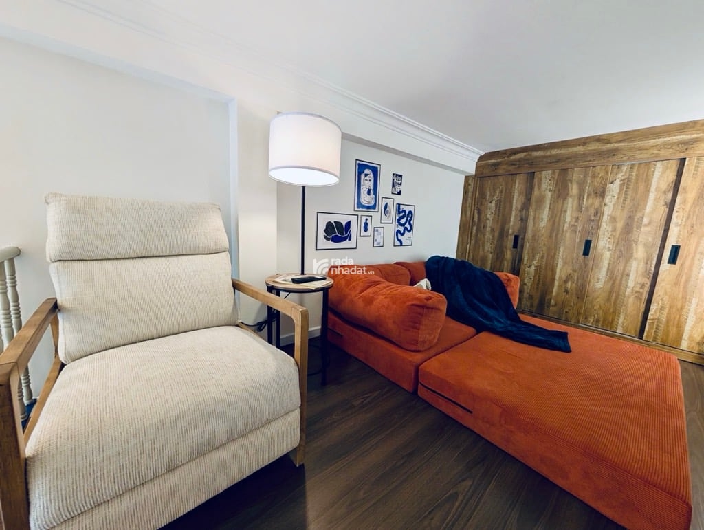 Bán nhà nhỏ xinh hiếm, HXT Phan Xích Long, 3 tầng, 3PN, dưới 6 tỷ.