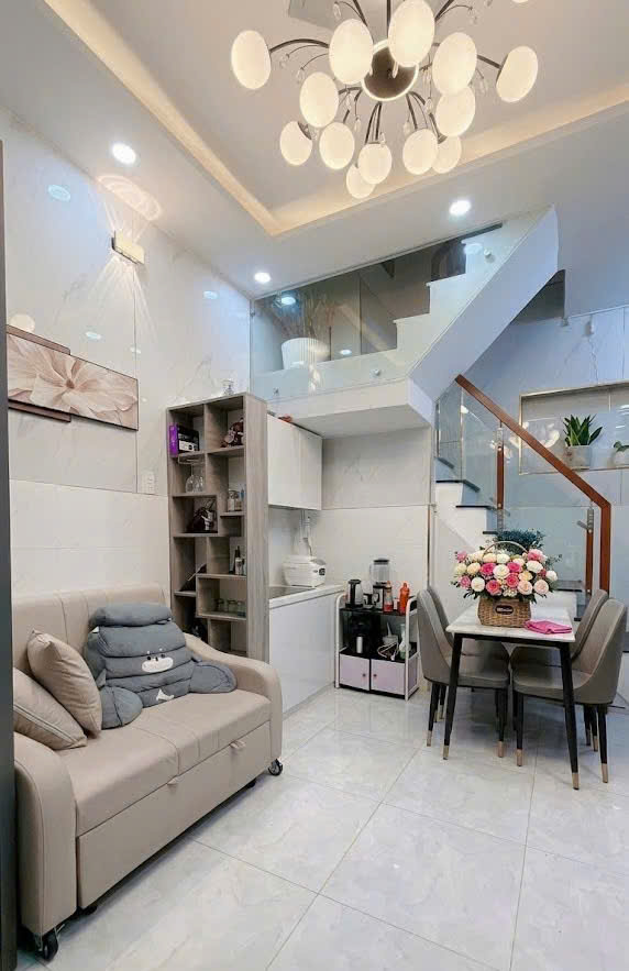 Nhà mới Trần Văn Đang, QUẬN 3, DT 3.4 x 5 m, 4 tầng, giá 3.95 tỷ