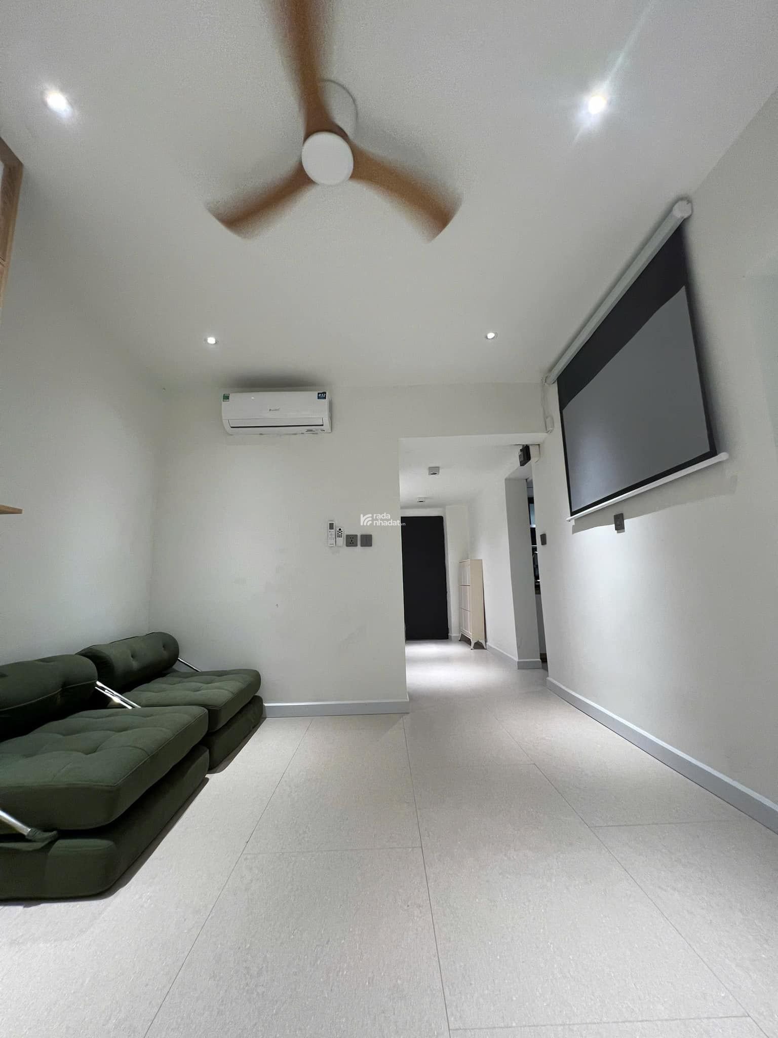 Cho thuê CH Akari City (miễn phí Qlý): (2PN  /61m2 - 8tr); (2PN  /80m2 - 8,5tr)