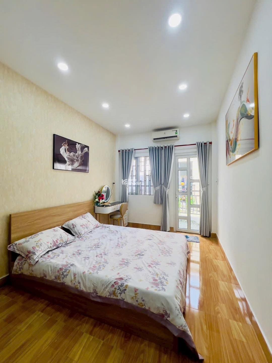 Bán nhà chính chủ - Nguyễn Thái Sơn Gò Vấp - 2PN , 2WC - Sổ hồng riêng - 2 tỷ 360 triệu